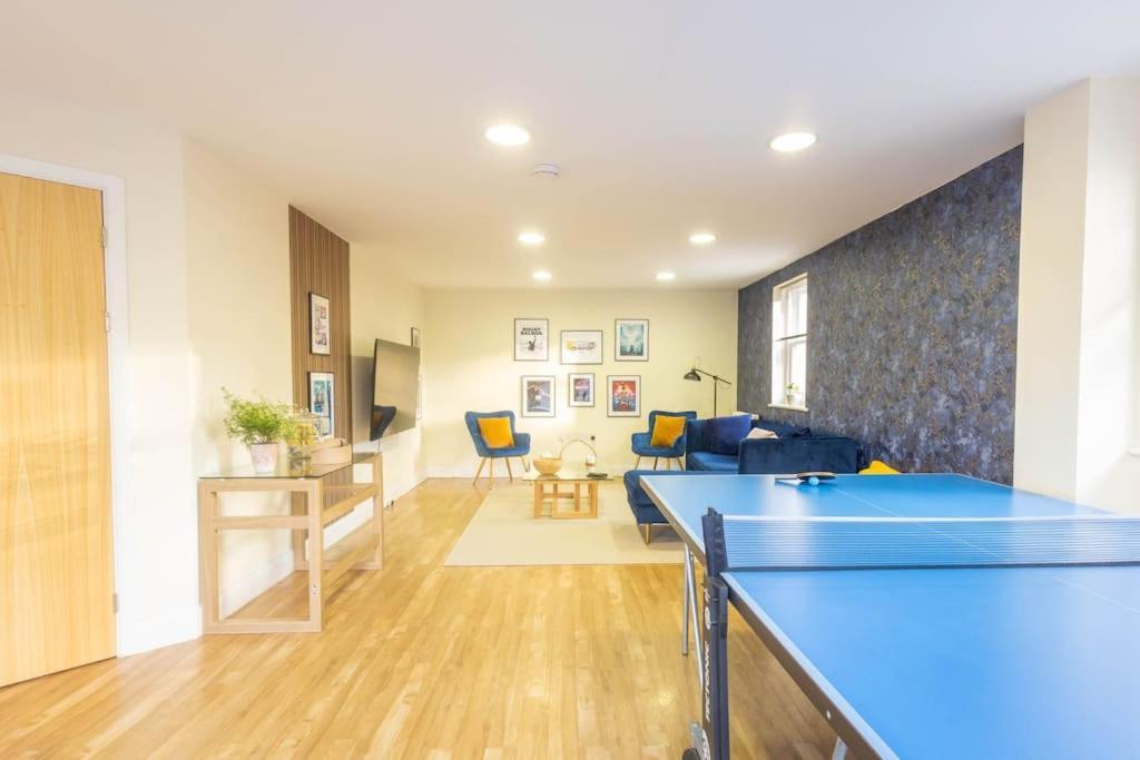 The Wellness Lodge- Gym, Table Tennis, Cinema, Parking And More! Bath Extérieur photo