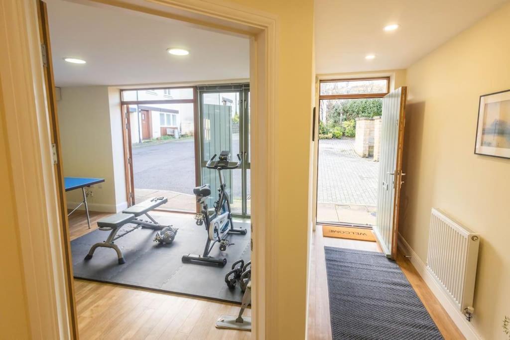The Wellness Lodge- Gym, Table Tennis, Cinema, Parking And More! Bath Extérieur photo