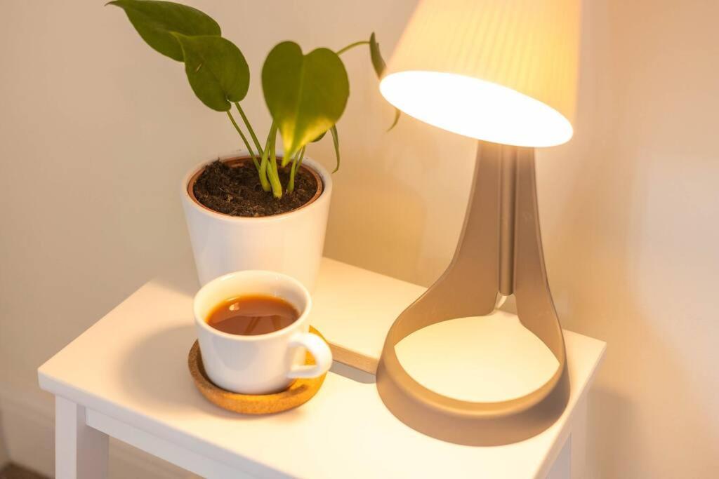 The Wellness Lodge- Gym, Table Tennis, Cinema, Parking And More! Bath Extérieur photo